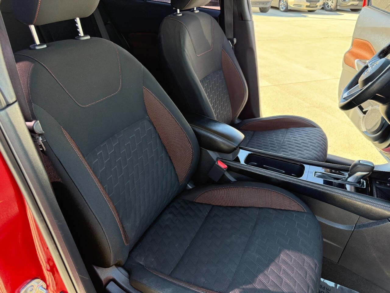 Used 2022 Nissan Kicks SR w/ Interior Electronics Package image 24