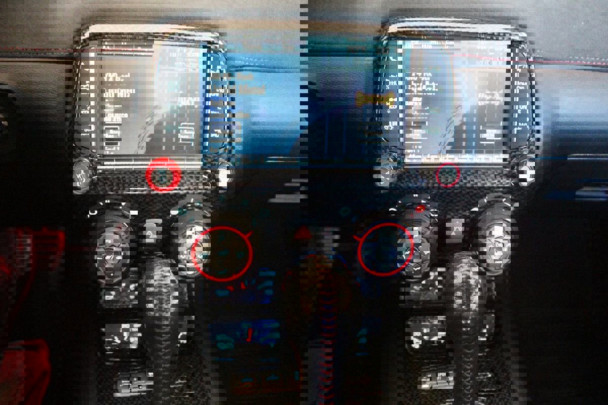 Used 2013 Chevrolet Camaro ZL1 image 26