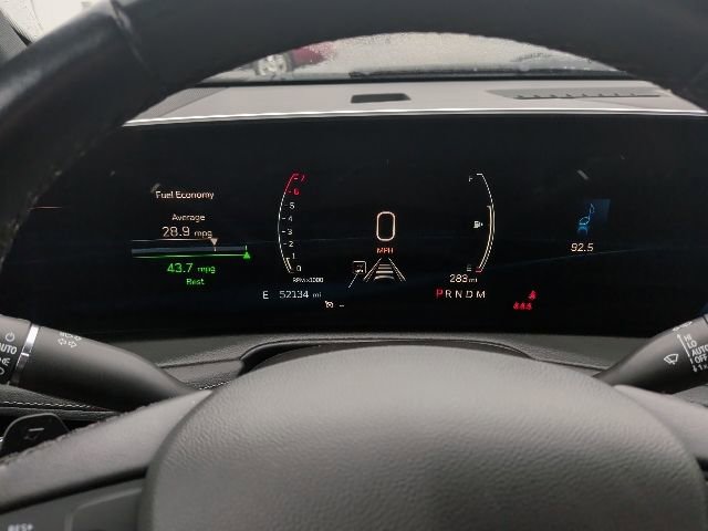 Used 2024 Cadillac XT4 Premium Luxury image 29