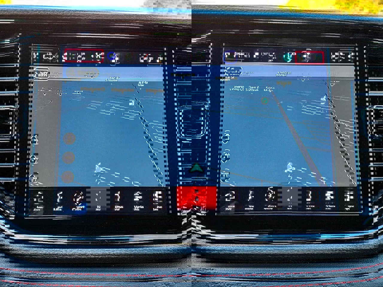 Used 2025 Dodge Durango R/T image 16