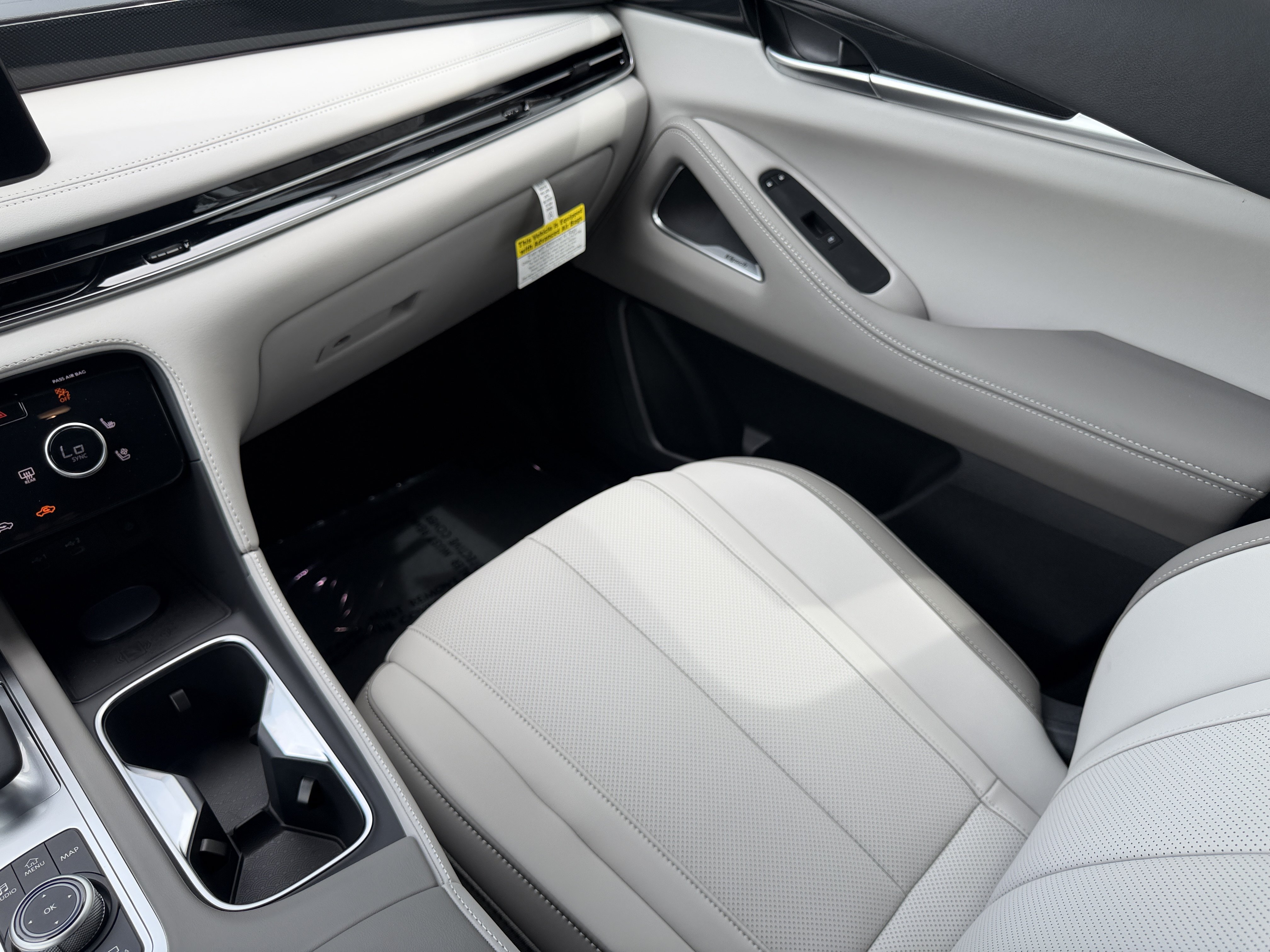 New 2027 INFINITI QX65 Sport AWD/4WD image 17