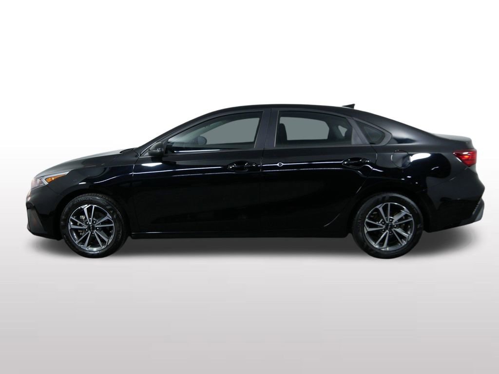 Certified 2023 Kia Forte LXS w/ LXS Technology Package FWD image 6