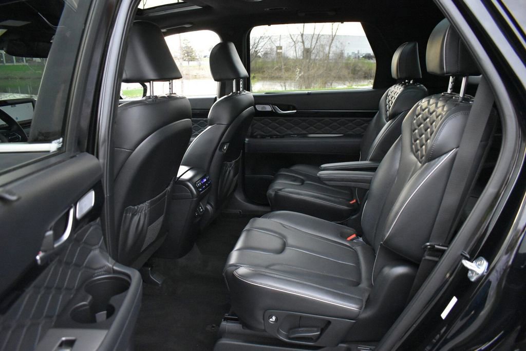 Used 2022 Hyundai Palisade Calligraphy image 27