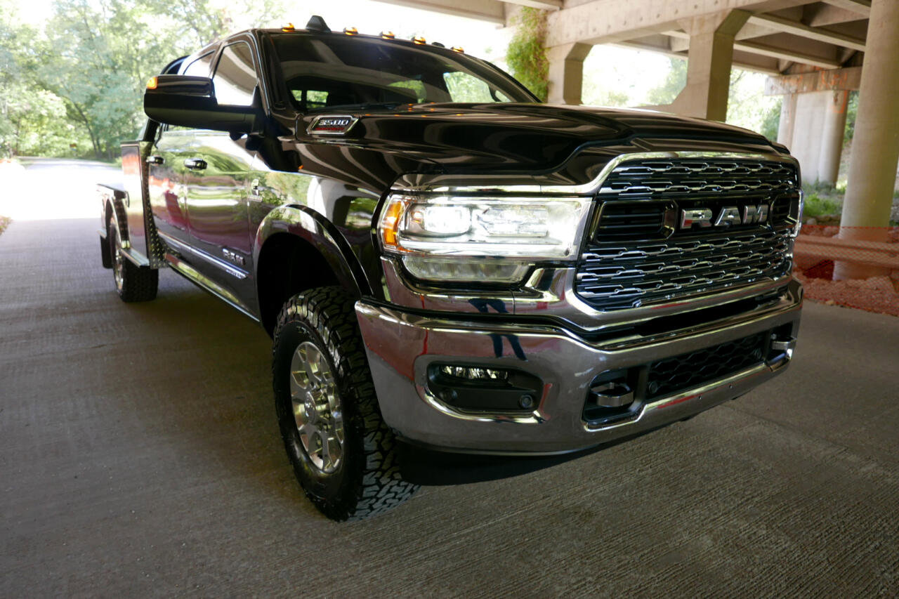 Used 2022 RAM 3500 Limited image 40