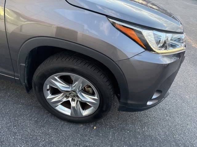 Used 2017 Toyota Highlander Limited image 20