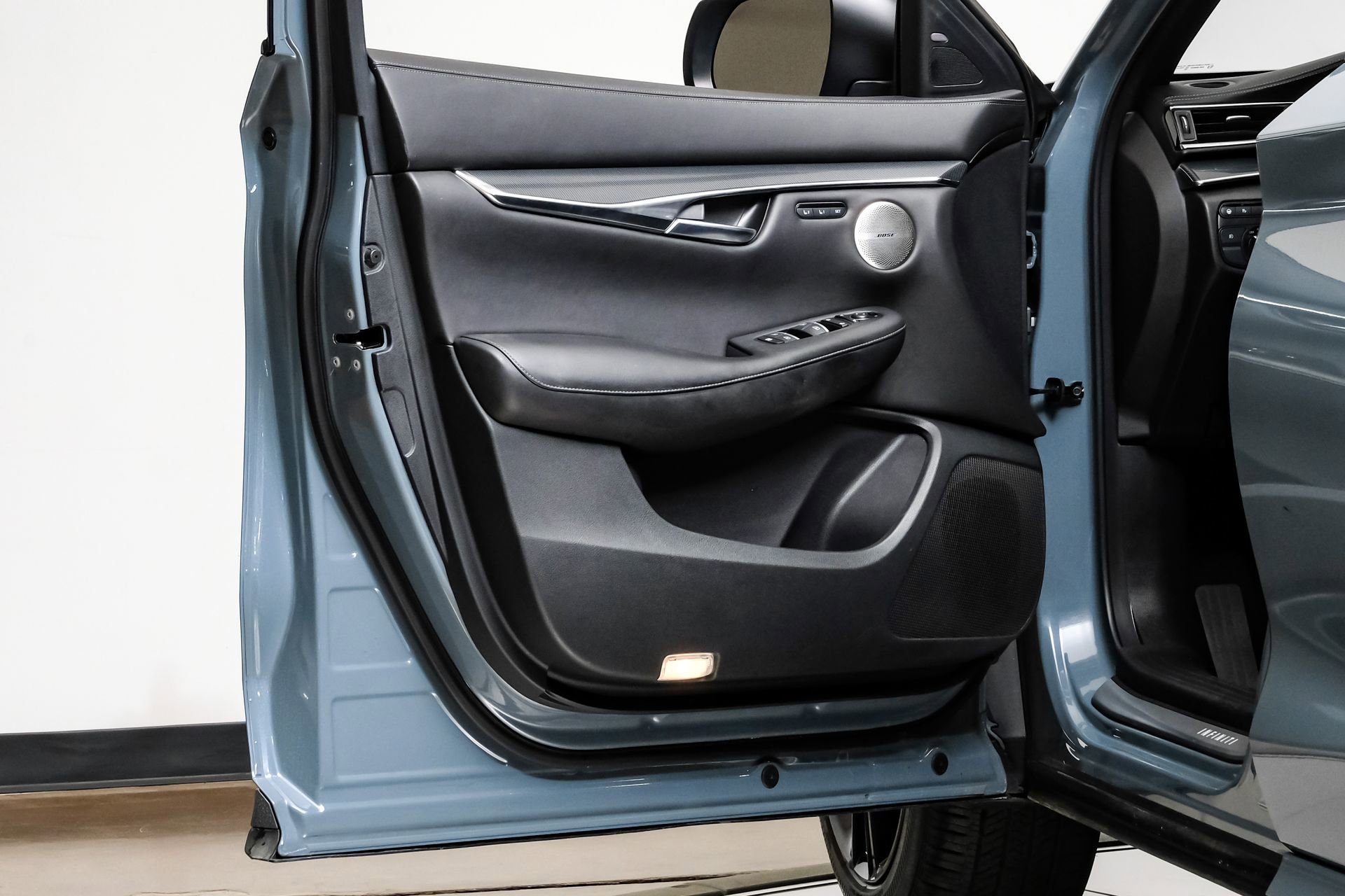 Used 2023 INFINITI QX50 Sport image 45