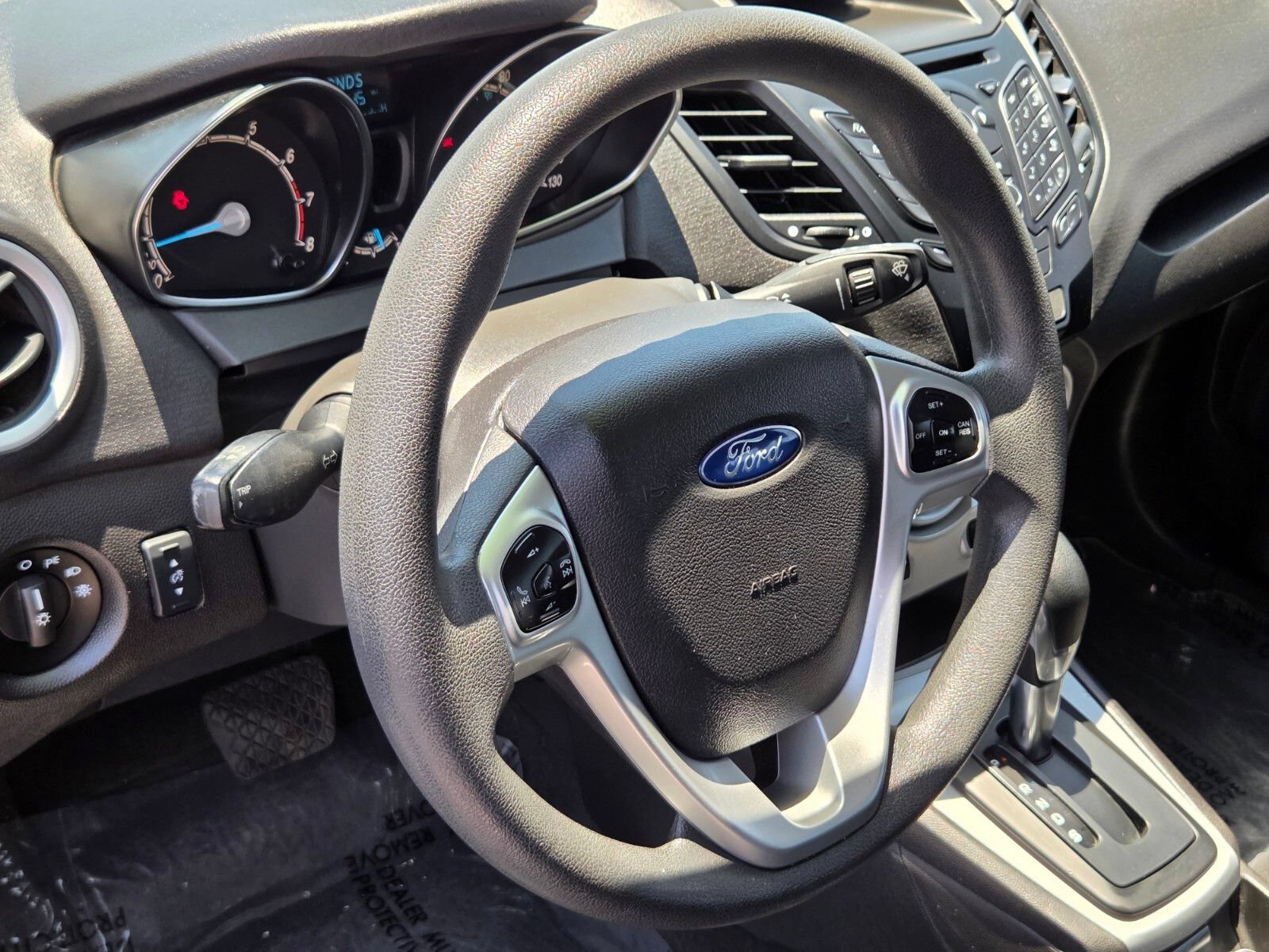 Used 2019 Ford Fiesta SE FWD image 18