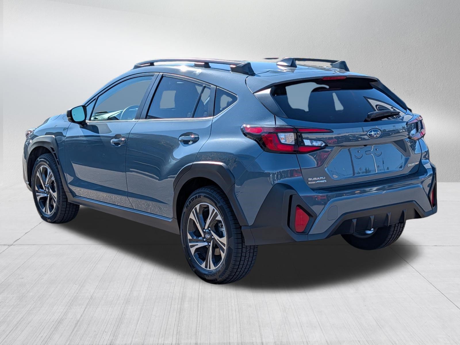 Used 2024 Subaru Crosstrek 2.0i Premium AWD/4WD image 5