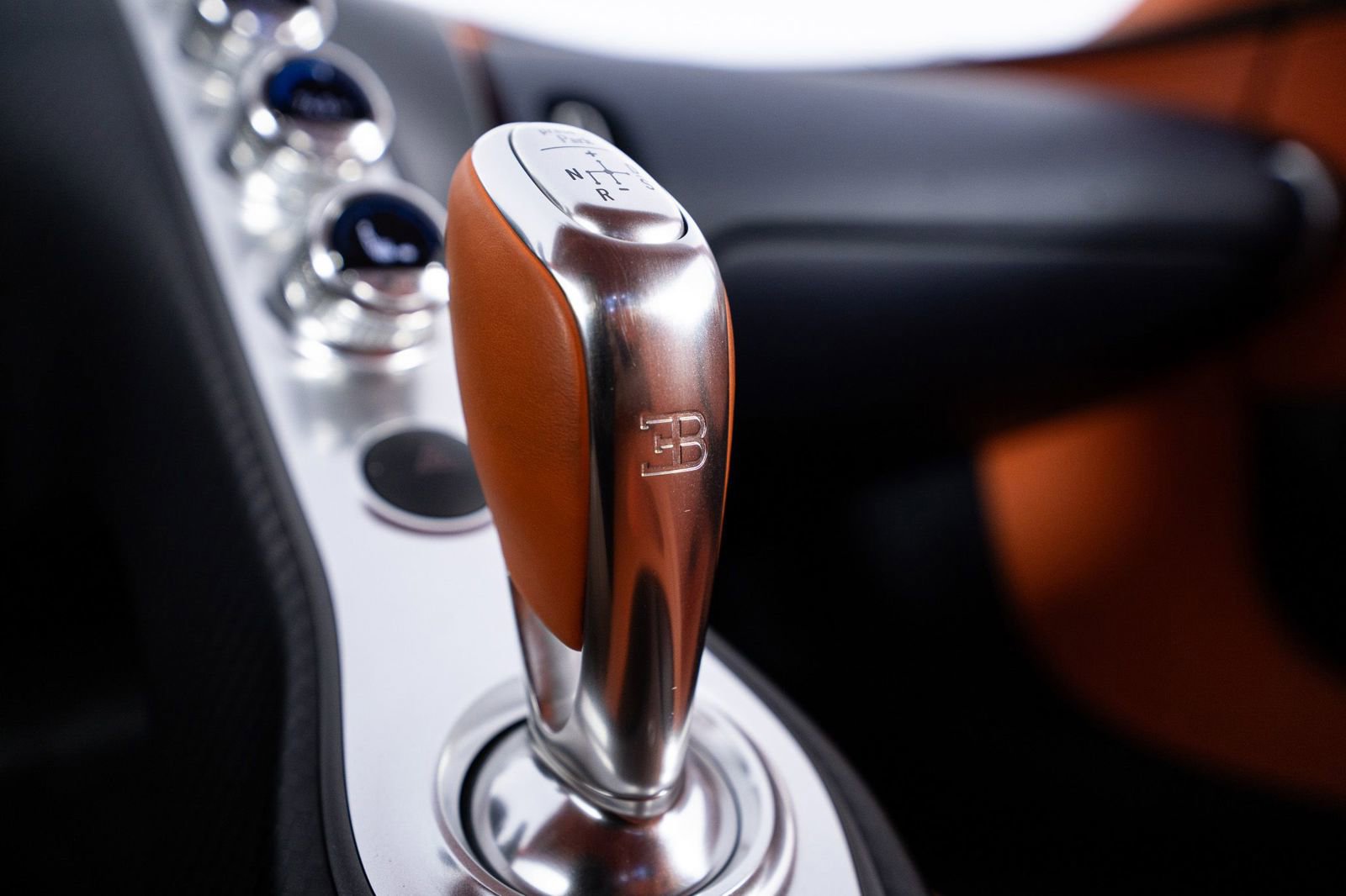 Used 2018 Bugatti Chiron image 55