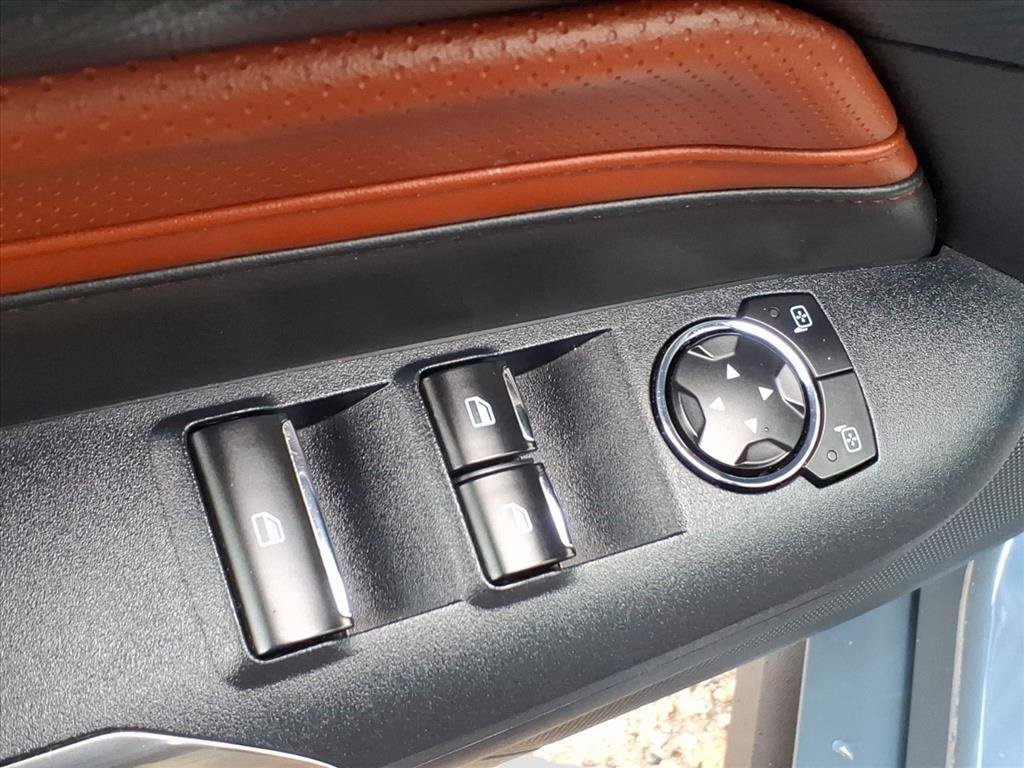 Used 2024 Ford Mustang Premium image 13