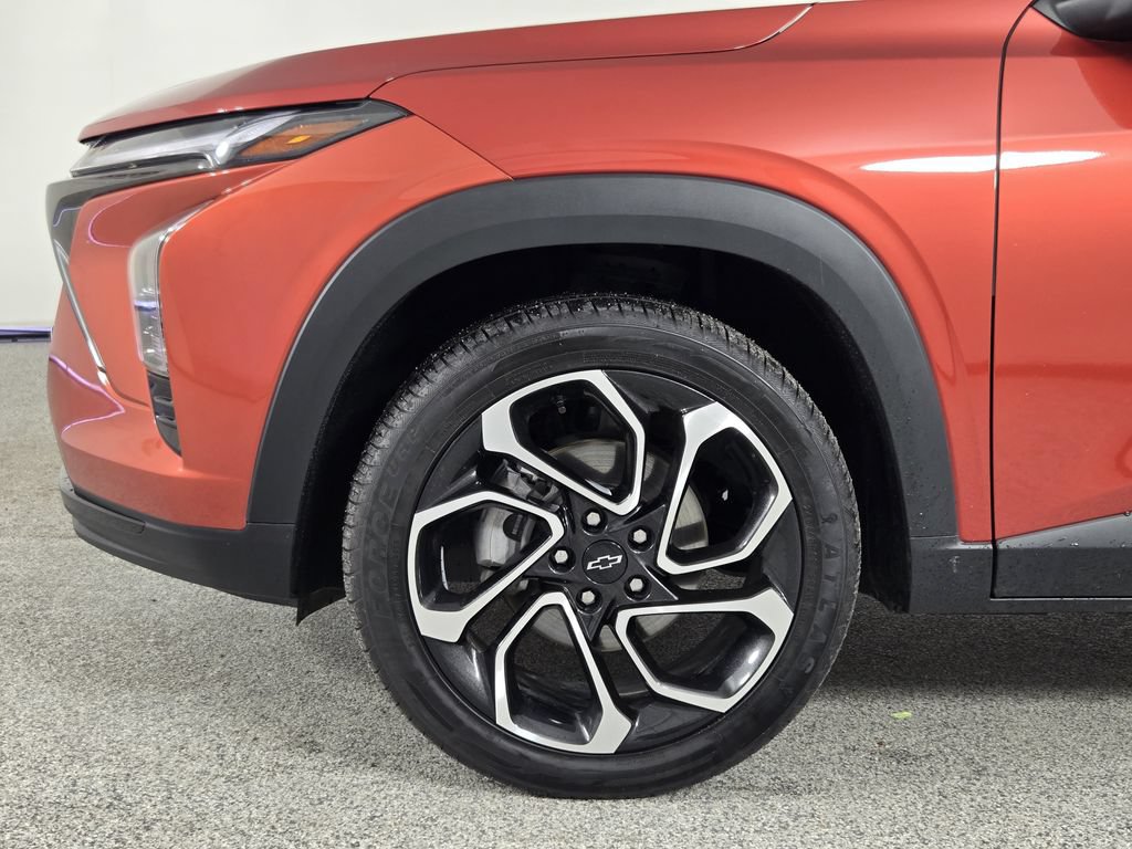 Used 2024 Chevrolet Trax RS FWD image 9