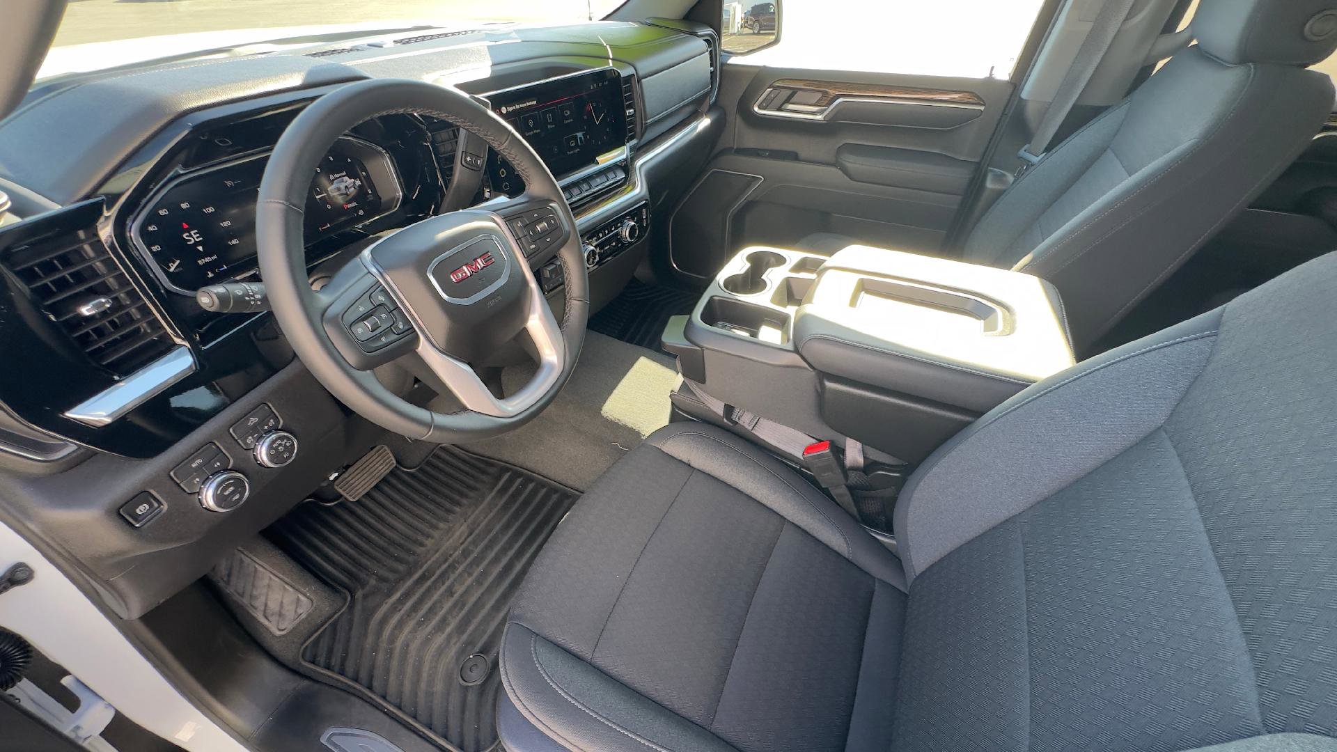 Used 2026 GMC Sierra 1500 Elevation image 17