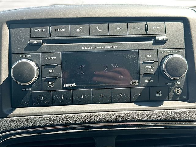 Used 2015 Dodge Grand Caravan American Value Package w/ UConnect Hands-Free Group image 14