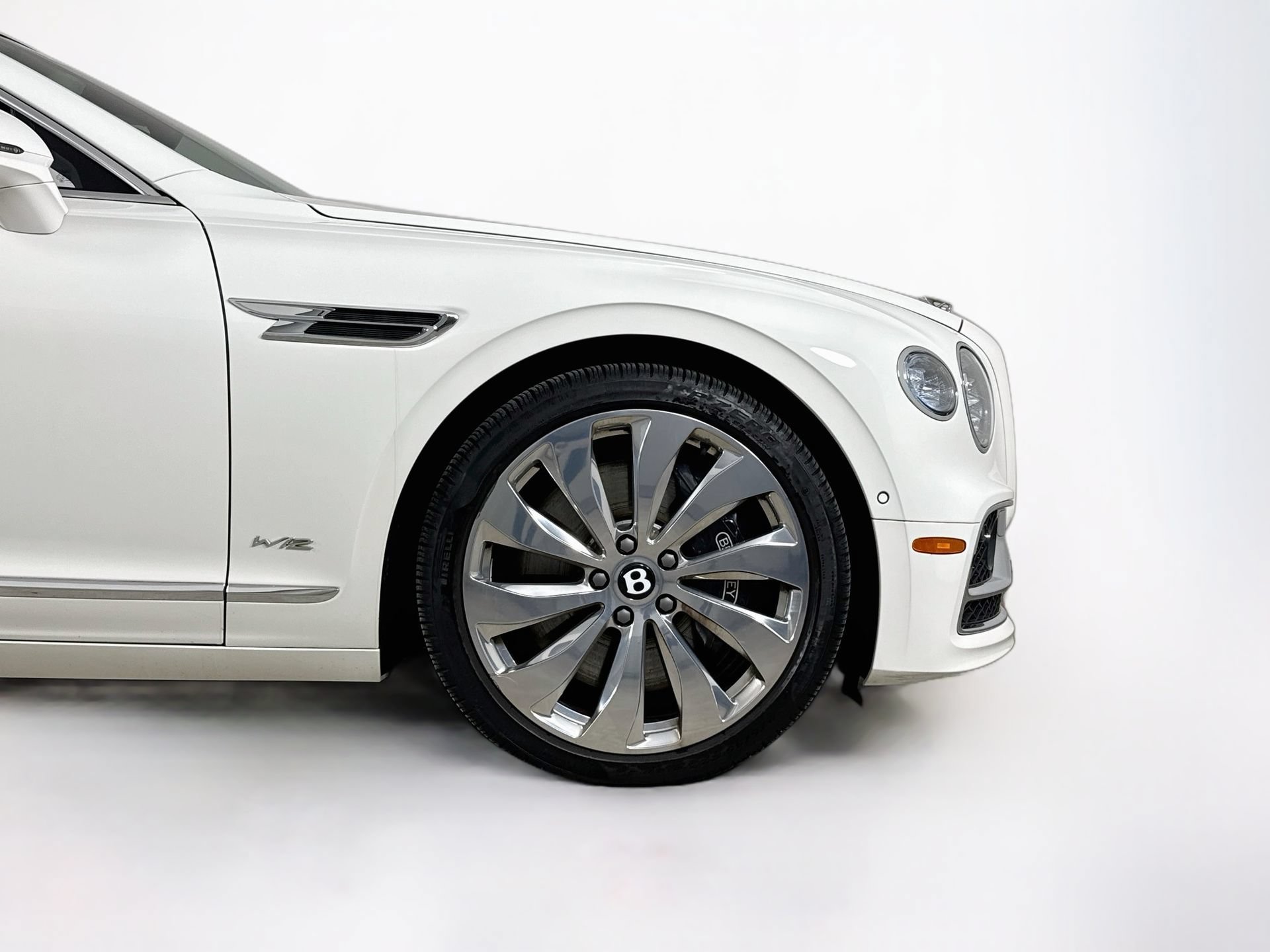 Used 2021 Bentley Flying Spur W12 AWD/4WD image 28