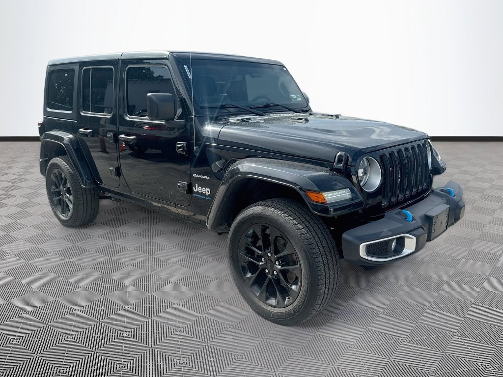 Certified 2023 Jeep Wrangler Unlimited Sahara w/ Cold Weather Group AWD/4WD image 4