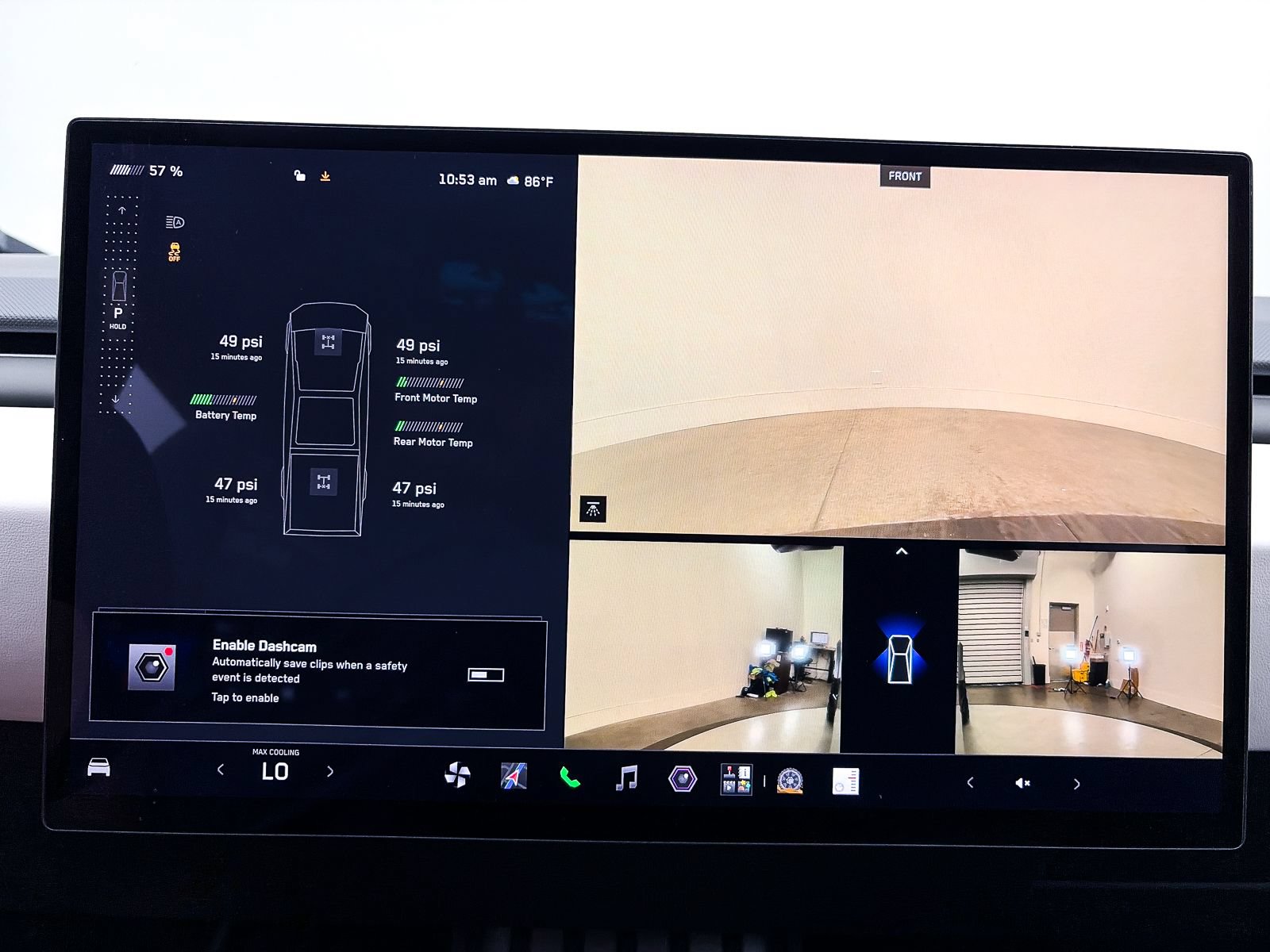 Used 2024 Tesla Cybertruck AWD Crew Cab image 9