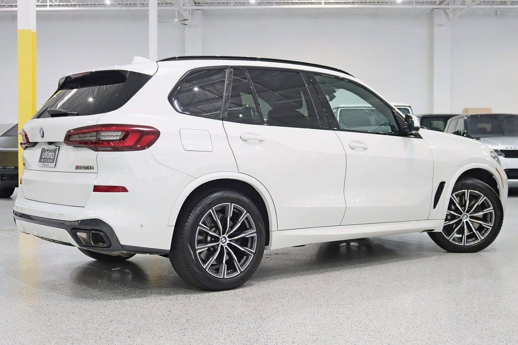 Used 2022 BMW X5 M50i image 9