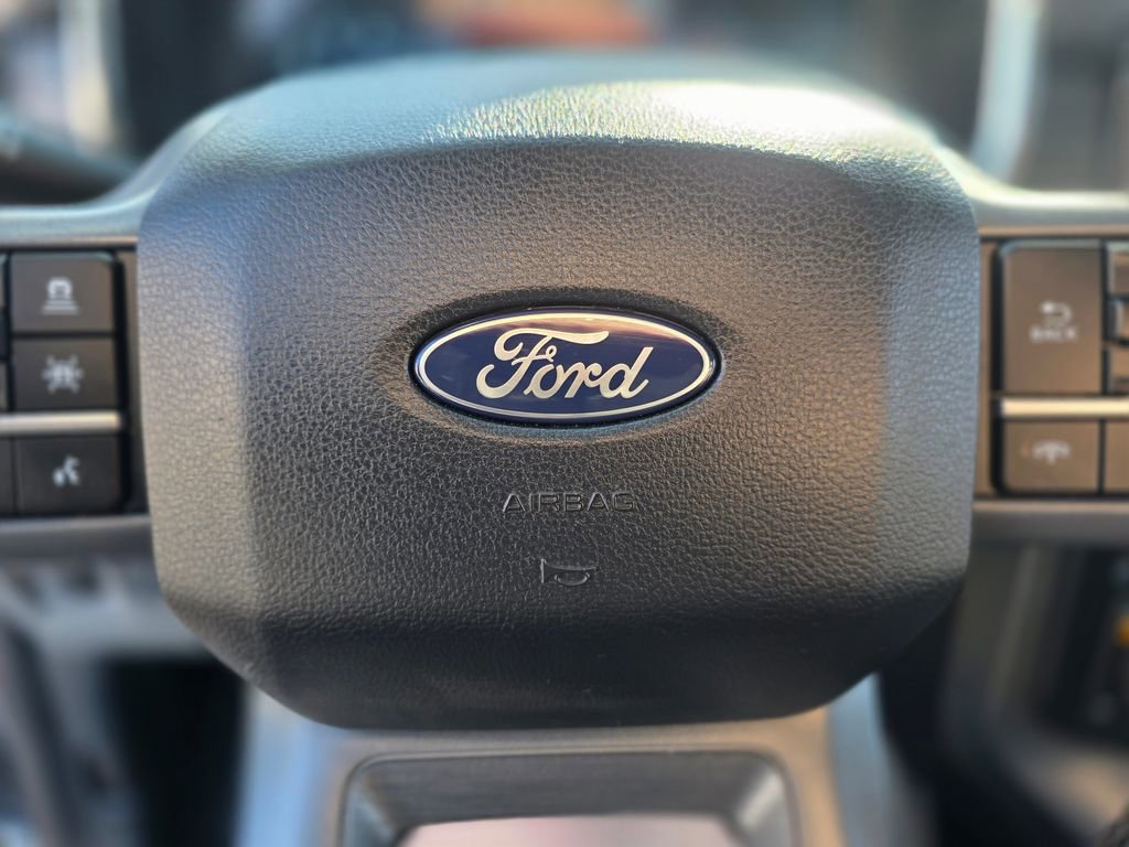 Used 2025 Ford F150 Lariat w/ Equipment Group 501A Mid image 22