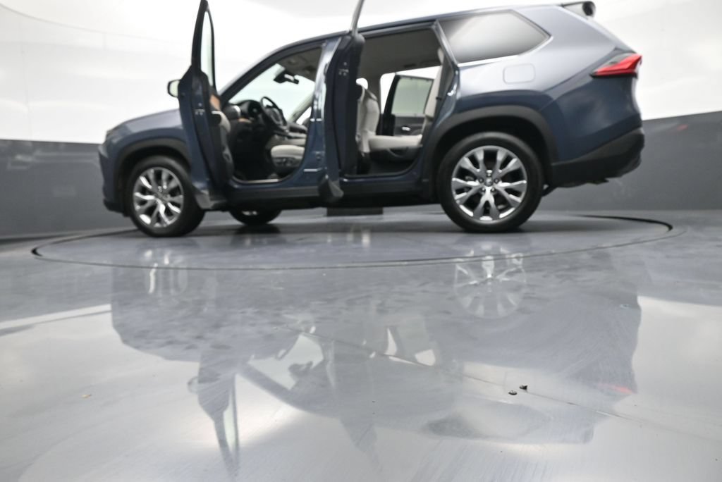 Certified 2024 Toyota Grand Highlander AWD image 50