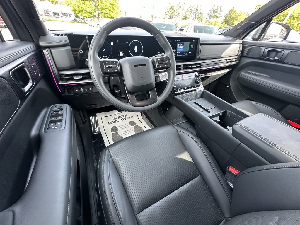 Used 2024 Hyundai Santa Fe Calligraphy image 13