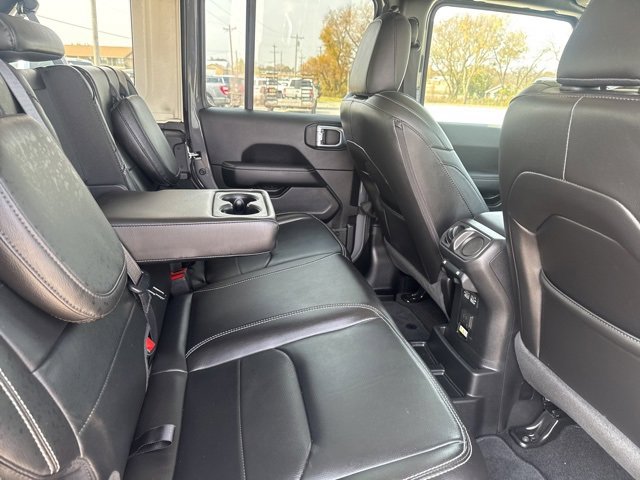 Used 2021 Jeep Wrangler Unlimited Sahara image 17