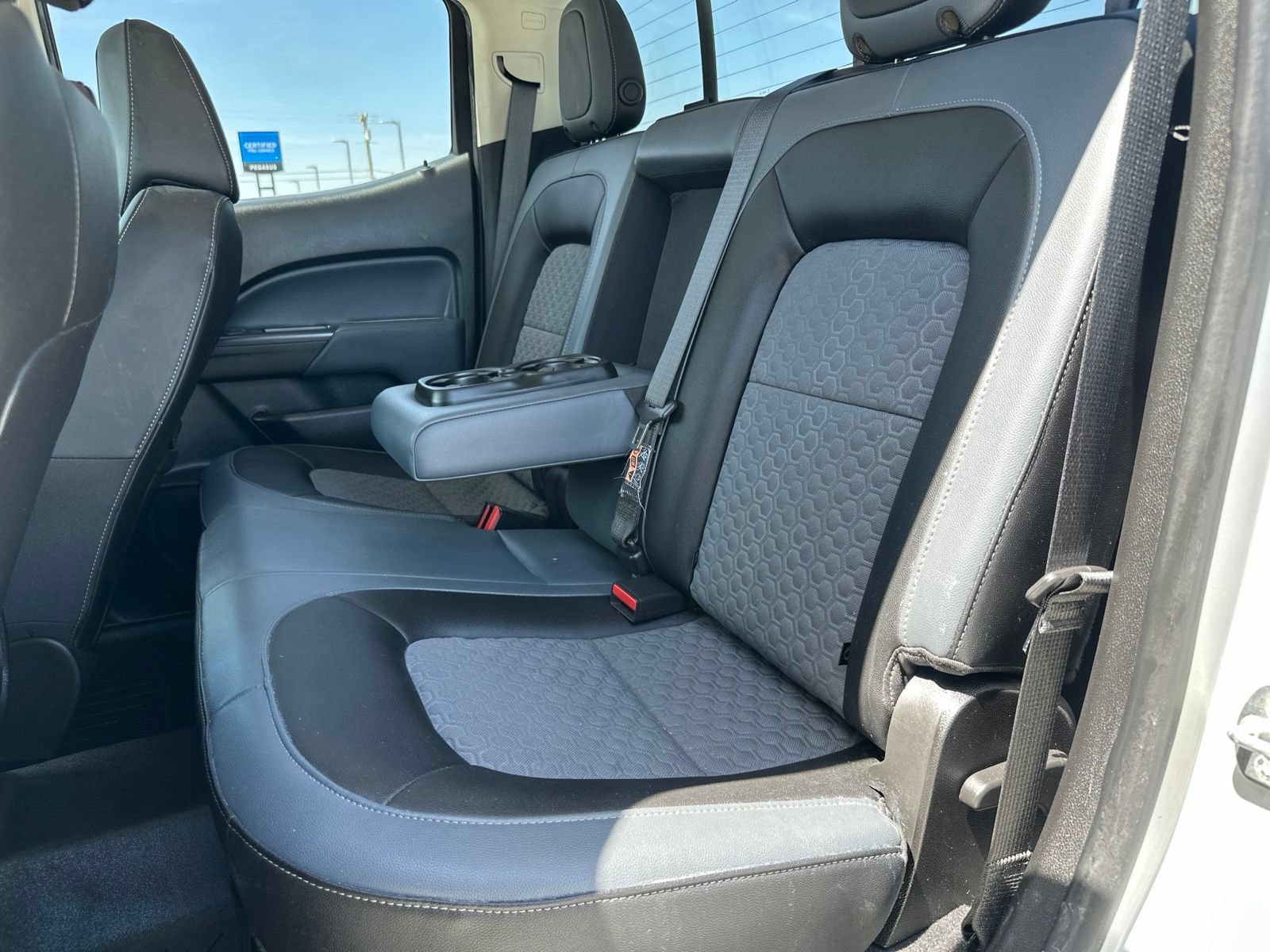 Used 2020 Chevrolet Colorado Z71 RWD image 10