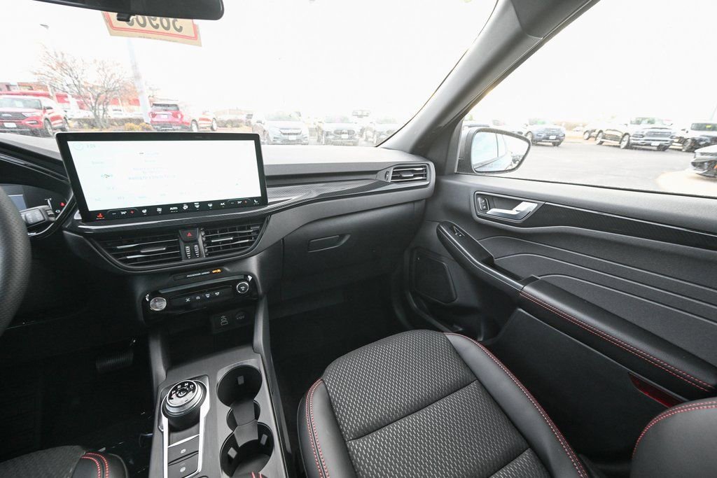 New 2026 Ford Escape ST-Line w/ Tech Pack #1 image 28