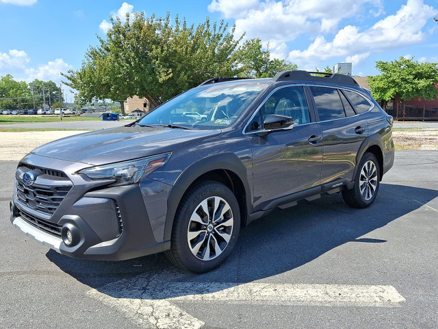 New 2025 Subaru Outback Limited image 3
