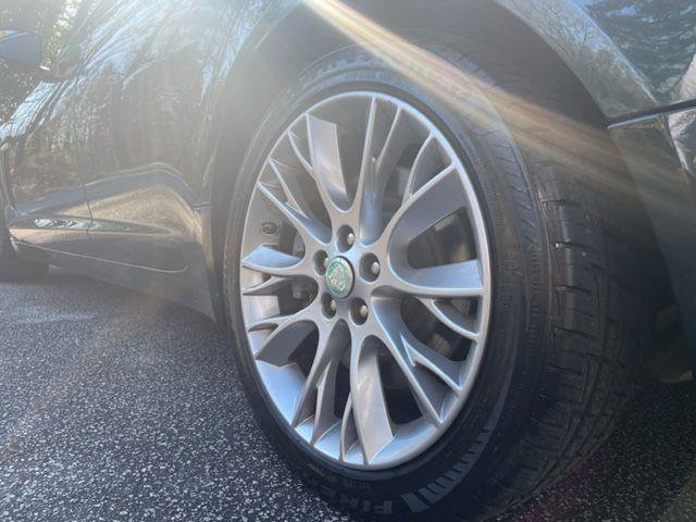 Used 2014 Jaguar XF 3.0 AWD/4WD image 17
