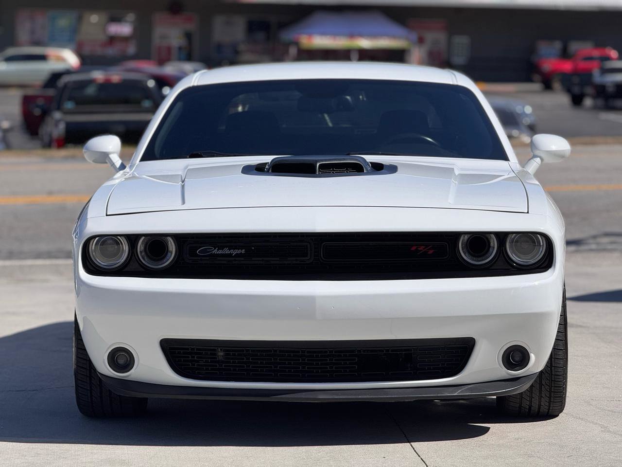 Used 2015 Dodge Challenger R/T RWD image 3