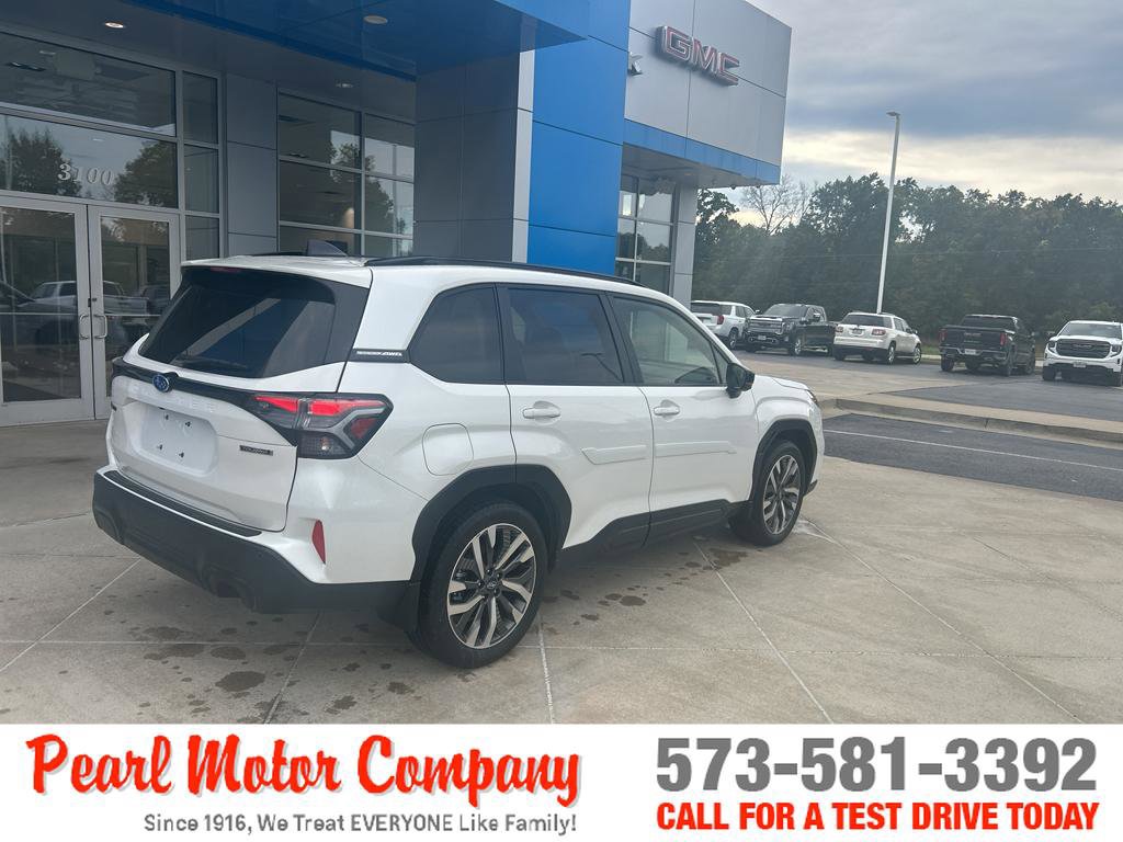 Used 2025 Subaru Forester Touring w/ Popular Package - Touring image 4