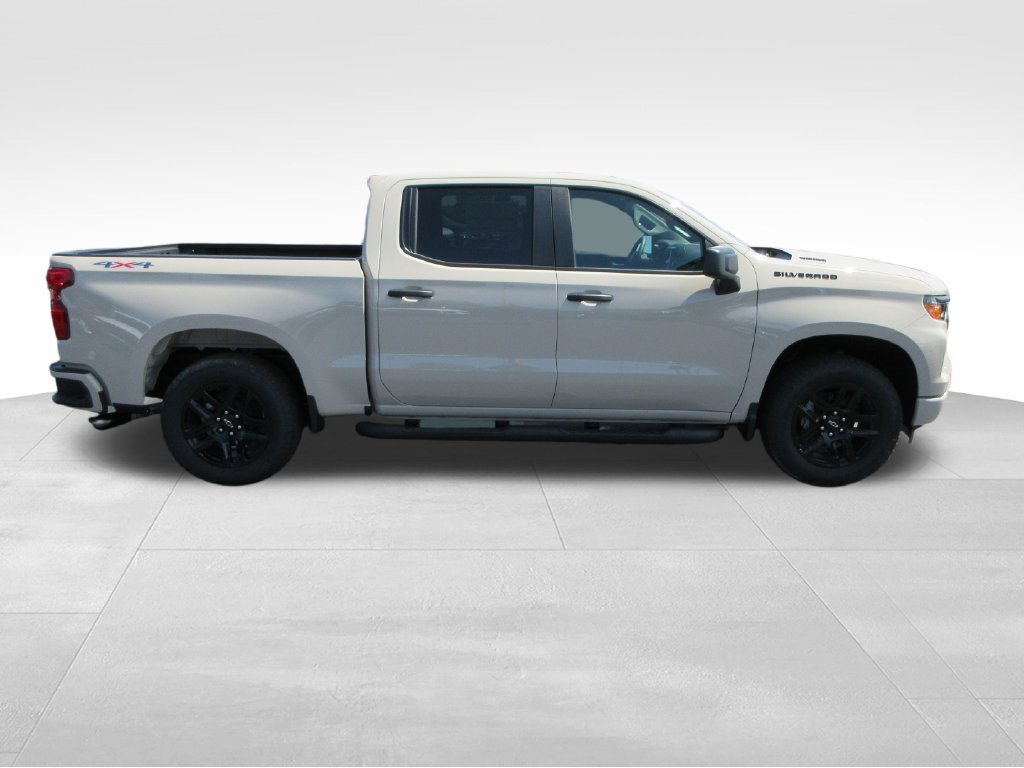 New 2026 Chevrolet Silverado 1500 Custom w/ Turbomax Blackout Package AWD/4WD image 7