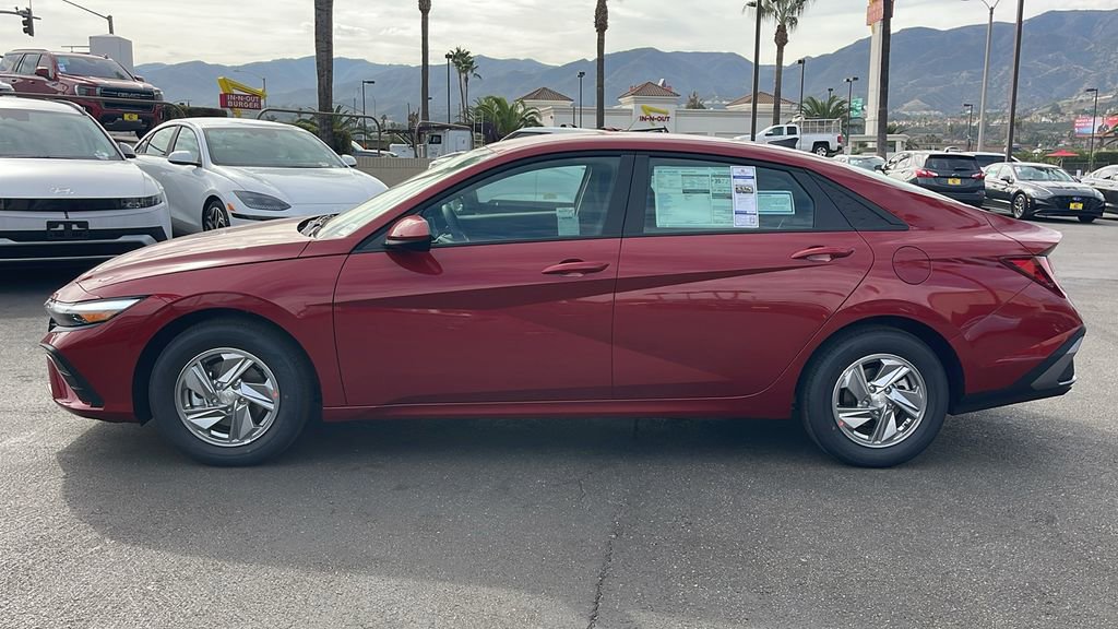 New 2026 Hyundai Elantra SE image 12