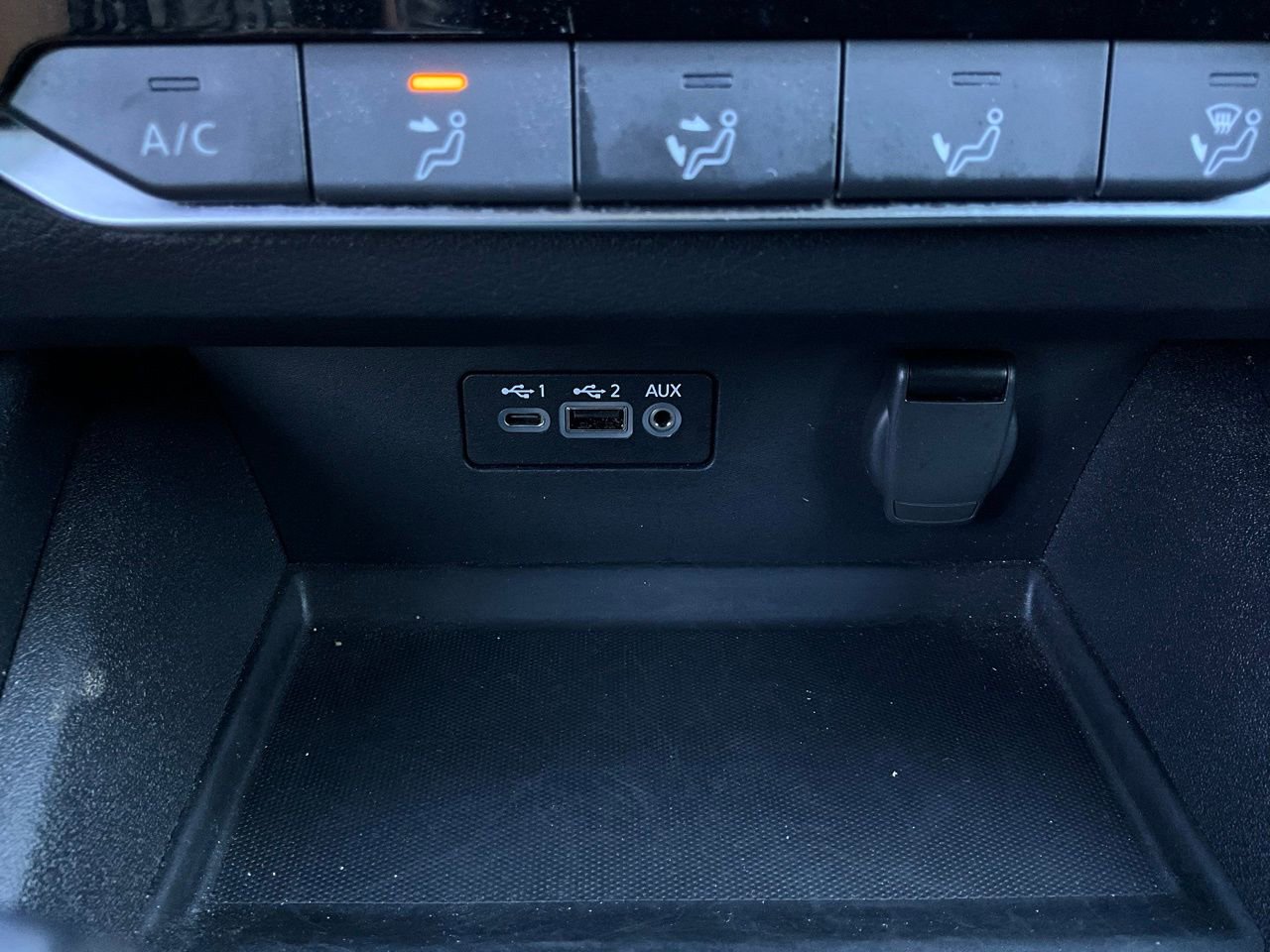 Used 2025 Nissan Altima 2.5 SV image 25