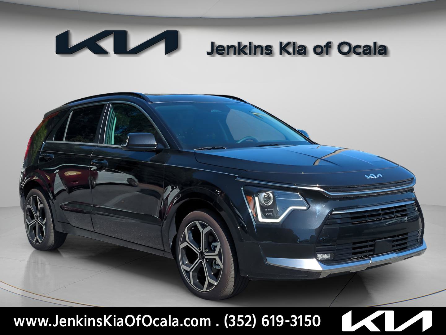 New 2025 Kia Niro EX Touring image 9