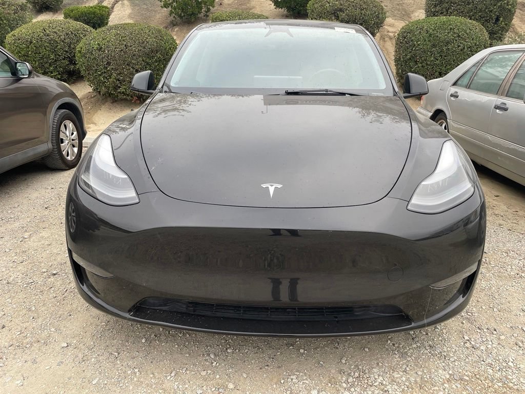 Used 2023 Tesla Model Y Long Range AWD/4WD image 3