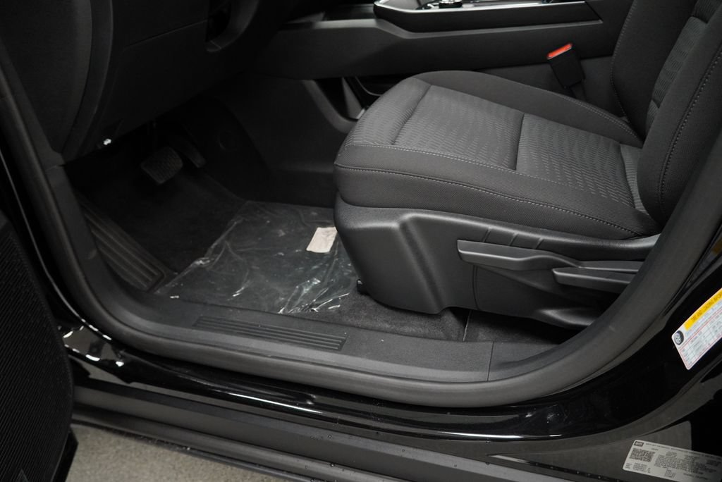 New 2027 Chevrolet Equinox LT FWD image 23