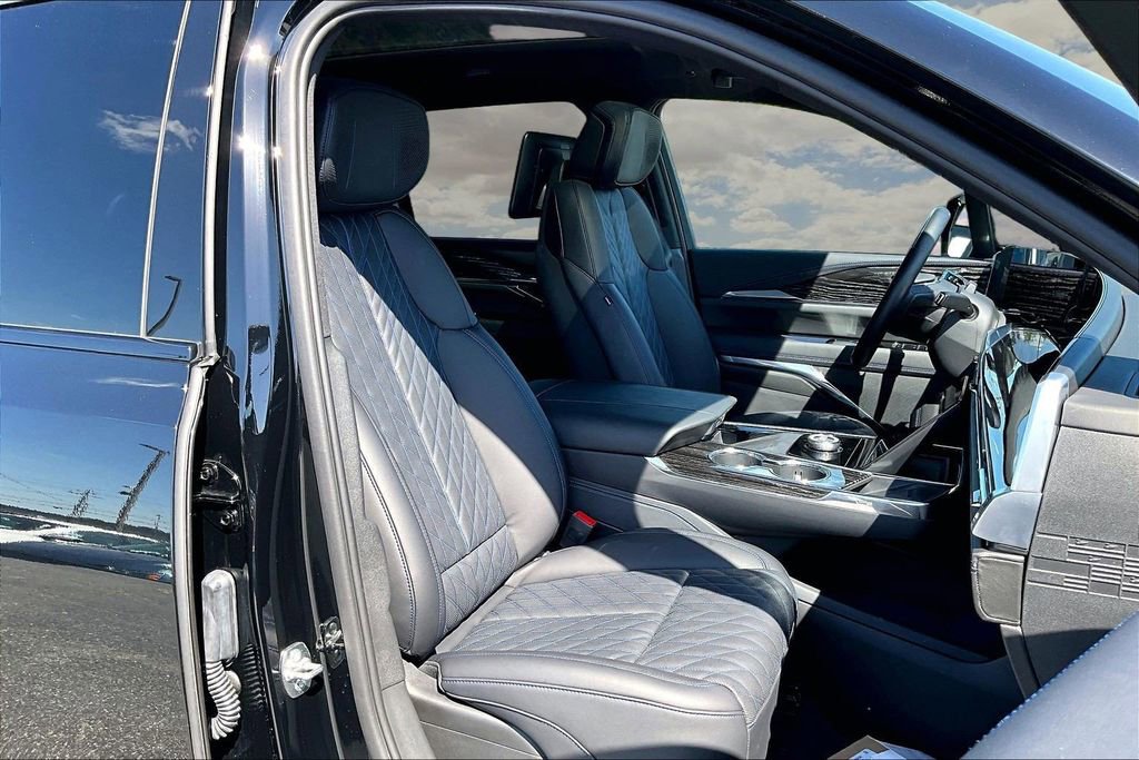 Certified 2026 Cadillac Escalade IQ Luxury 1 image 30
