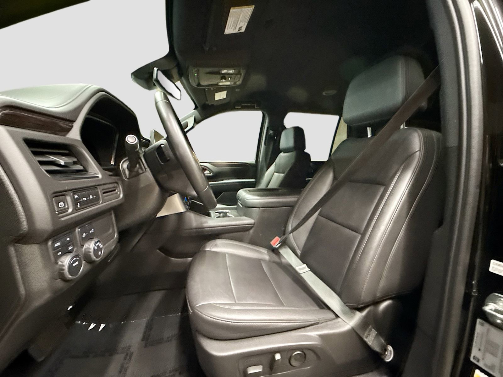 Used 2024 Chevrolet Tahoe LT AWD/4WD image 24