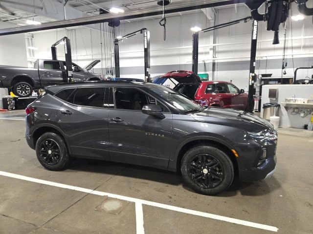 Used 2022 Chevrolet Blazer LT FWD image 3