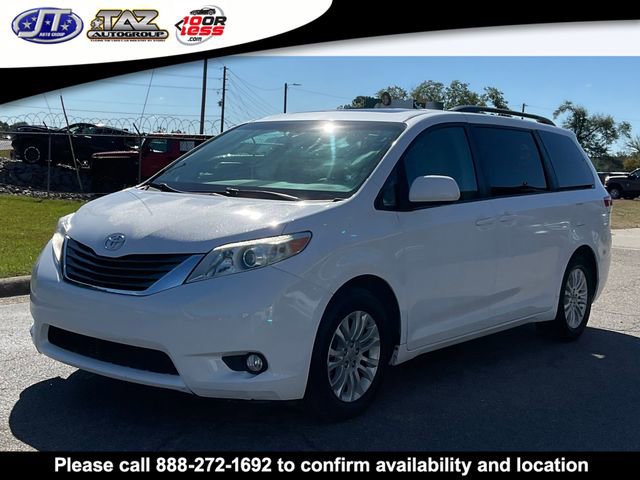Used 2011 Toyota Sienna XLE FWD image 3
