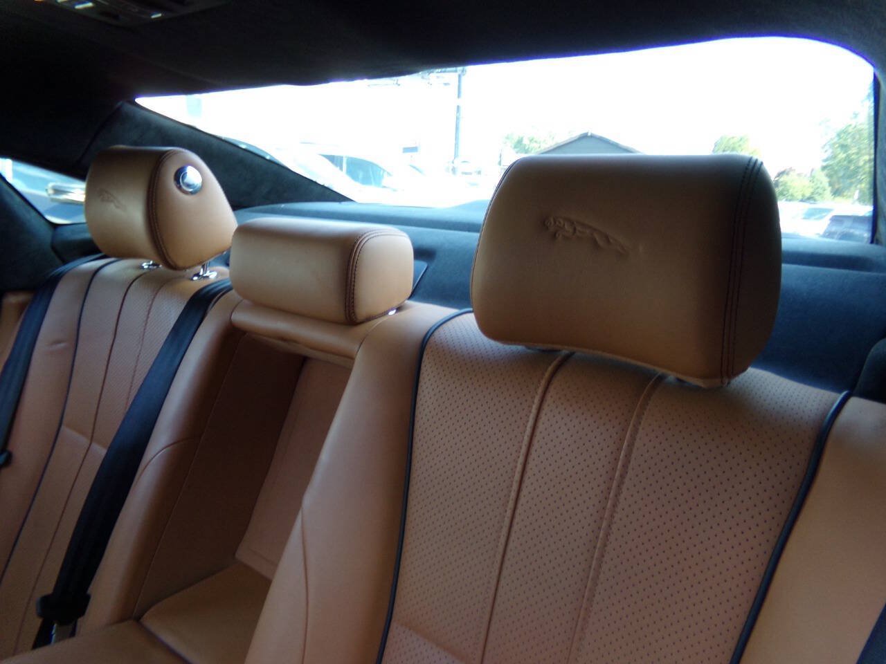 Used 2013 Jaguar XJ AWD image 23