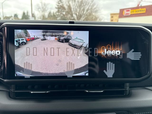 New 2025 Jeep Wrangler Rubicon w/ Convenience Group AWD/4WD image 24