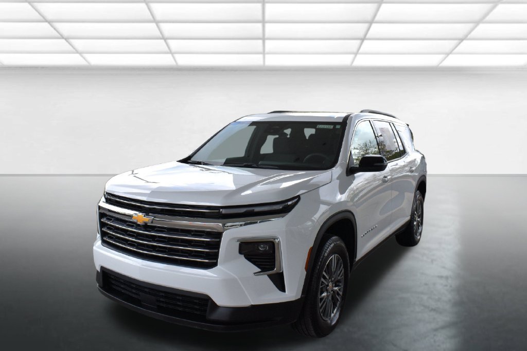 Used 2025 Chevrolet Traverse LT AWD/4WD image 6