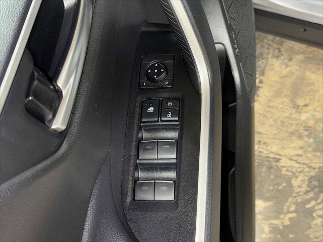 Certified 2025 Toyota RAV4 XLE AWD/4WD image 22