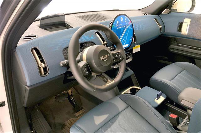 Used 2025 MINI Cooper Countryman S w/ Comfort Package Max image 4