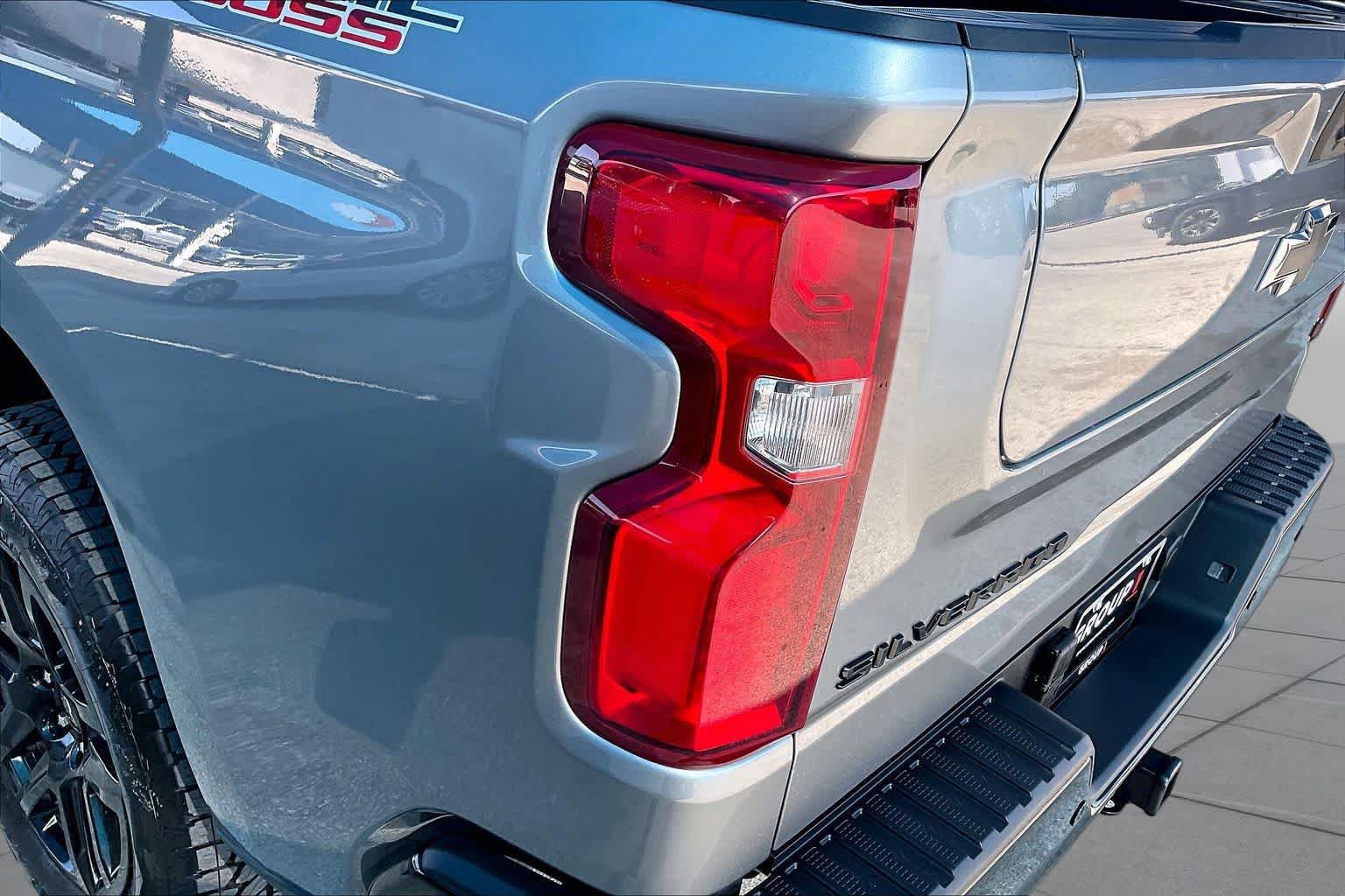 Used 2026 Chevrolet Silverado 1500 LT Trail Boss w/ LT Trail Boss Premium Package AWD/4WD image 29