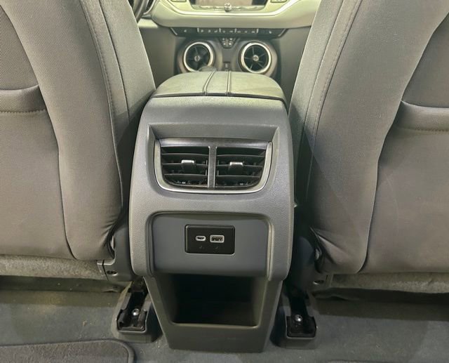 Used 2020 Chevrolet Blazer LT FWD image 17