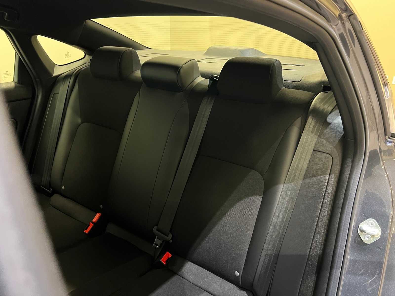 Used 2024 Honda Civic Sport image 13