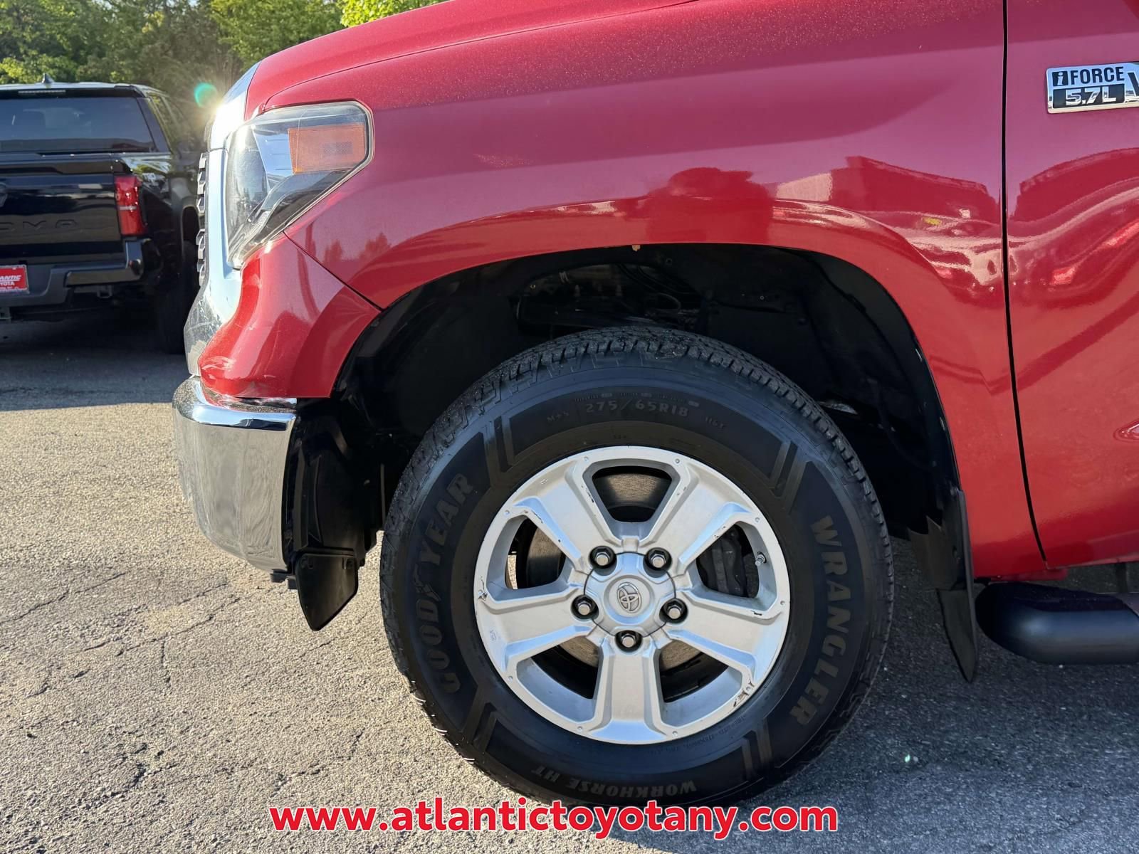 Used 2018 Toyota Tundra SR5 AWD/4WD image 10
